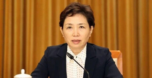 中央决定：王宇燕履新职_腾讯新闻