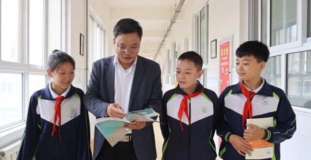 【致敬师者】张仁：言传身教 于日常处践行育人初心_腾讯新闻