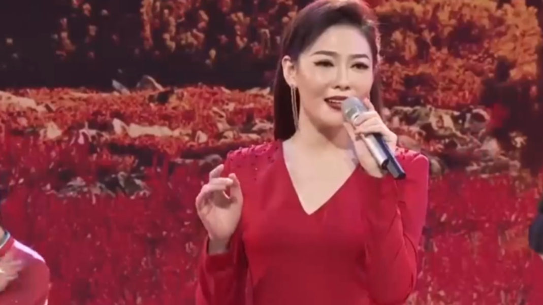 刘桐演唱《映山红》，歌声婉转，诉尽心中无尽眷恋_腾讯新闻