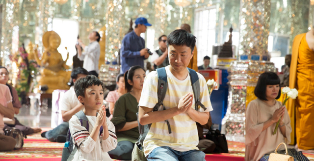 《阿龙》上映，郑中基自编自导自演，清一色差评，不重编剧的必然_腾讯新闻