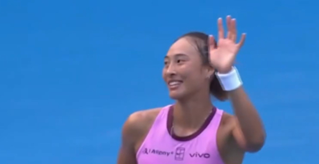 郑钦文2-0碾压对手，赢得雅典赛开门红_腾讯新闻