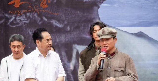 刘劲出任总导演，电影《天宝》在四川阿坝开机_腾讯新闻