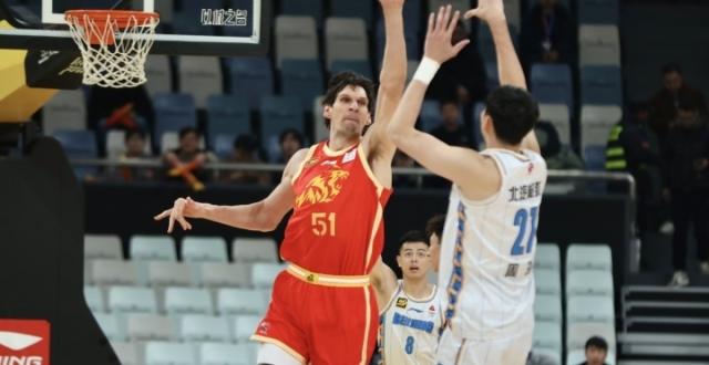 每场平均打3分钟？是博班真老了还是王博不会用_腾讯新闻