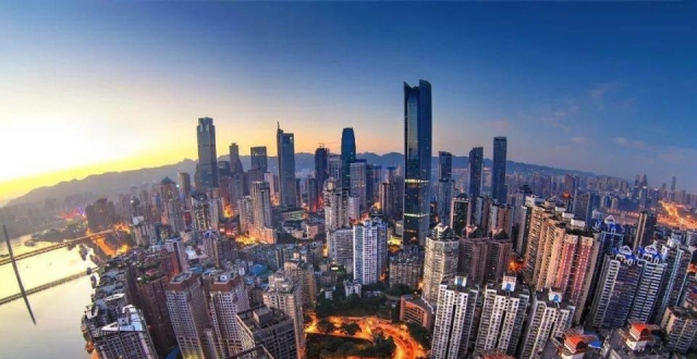 重庆楼市“银四”迎开盘小高峰，多个楼盘加推新房源！_腾讯新闻