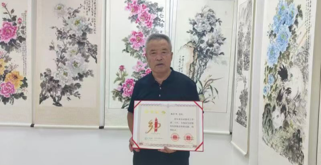 共和国同龄人眼中的时代变迁︱魏庆功：见证教育发展 点亮乡村少年梦想_腾讯新闻