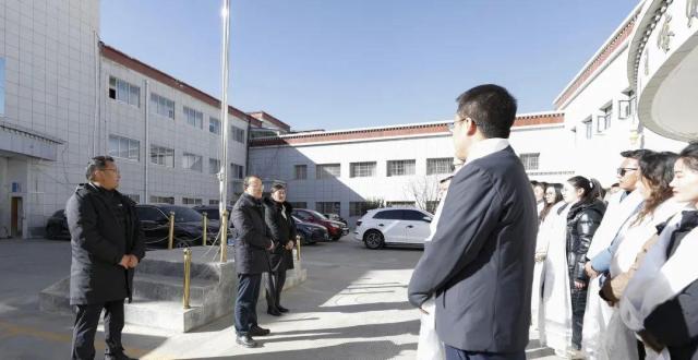 王方红在市区开展“三大节日”慰问活动_腾讯新闻