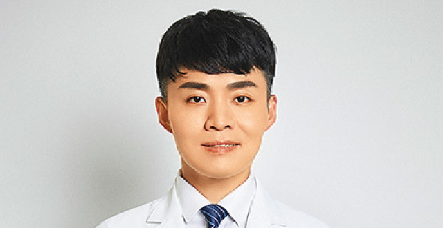 北京朝阳医院眼科主任医师陶勇：归来，初心不改_腾讯新闻