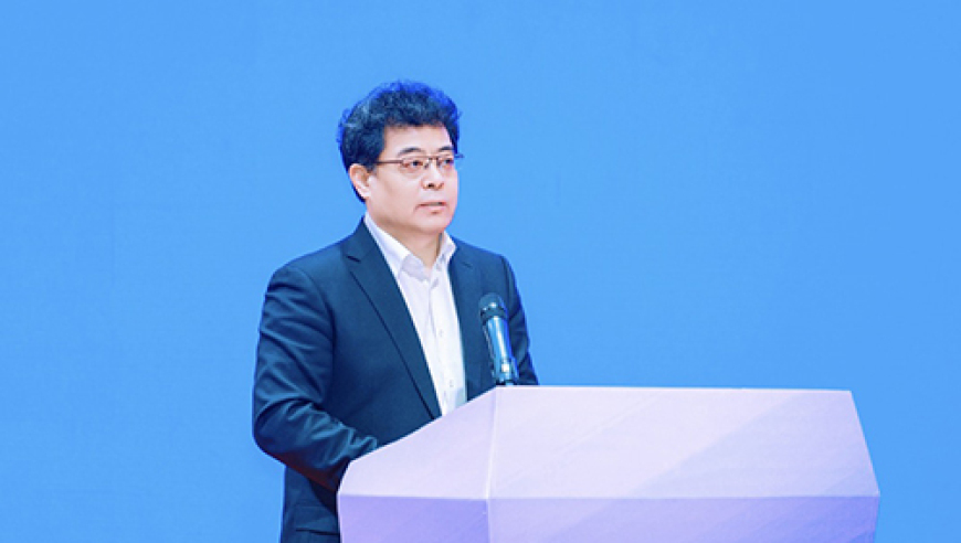 两会好声音丨张妍：“材料+AI”双轮驱动 赋能新材料万亿产业集群_腾讯新闻