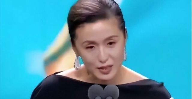 知情人爆料编剧秦雯真实人品！在业内很受人讨厌，并为编剧古二发声_腾讯新闻