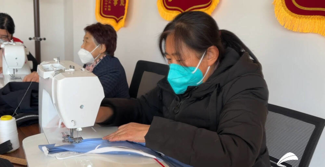 德州：“益心·衣艺”缝补坊 “针”情传递幸福_腾讯新闻