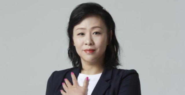 新网银行Sports Talk直播：揭秘蝶泳奥运冠军钱红的破茧之路_腾讯新闻