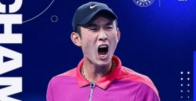 足转网！前国脚商毅之子商竣程、张卫华之子张之臻创中国男网佳绩_腾讯新闻