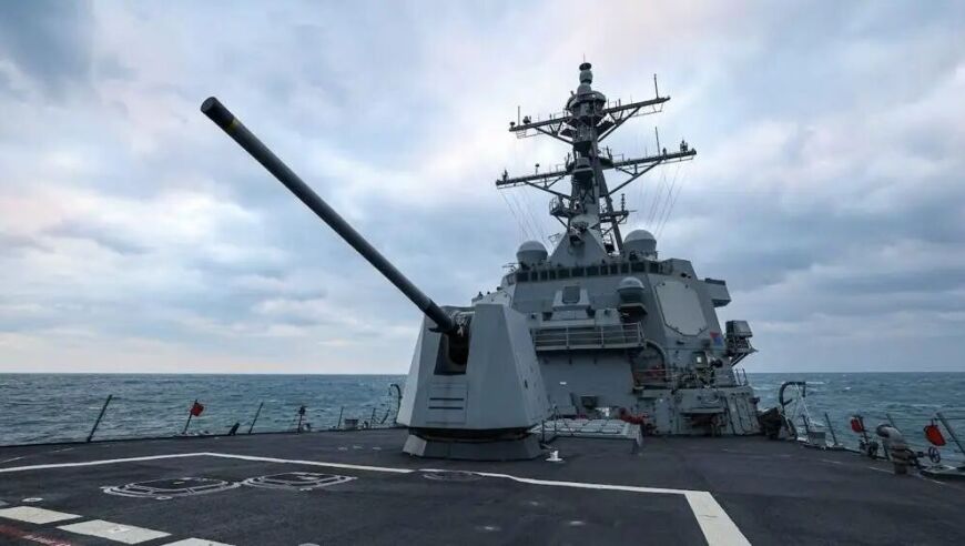 媒体评论员：解放军实战演练“斩首行动”，警告赖清德“台独”收手