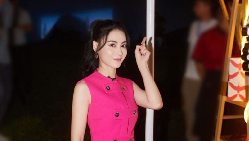 来郴州参加活动,张柏芝从香港坐高铁直达,发文:飞天山很美