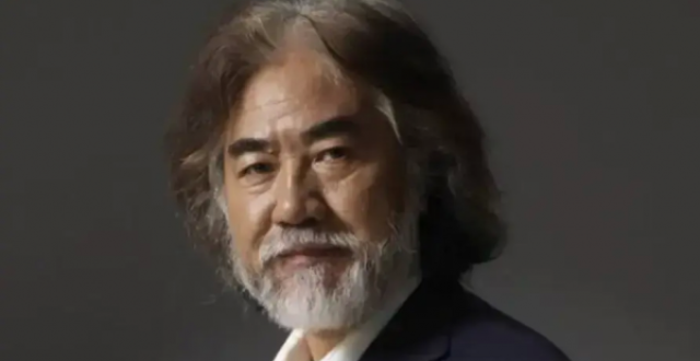 导演张纪中被判向前妻公开道歉，并赔偿！_腾讯新闻
