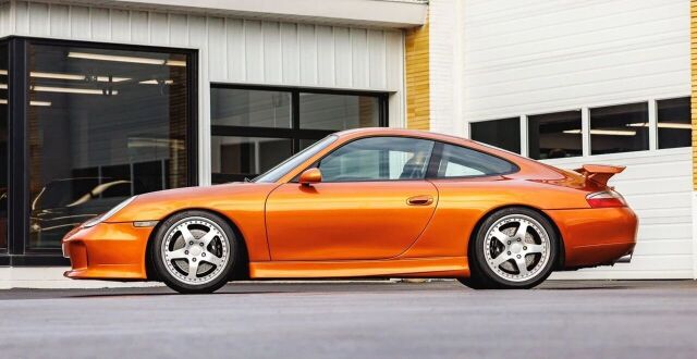 从“最丑996”到收藏新贵！这台Ruf RGT凭什么碾压初代911 GT3？_腾讯新闻