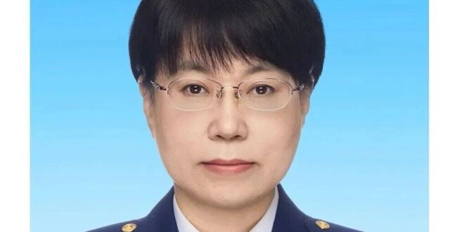 田静，已获授助理总监消防救援衔_腾讯新闻