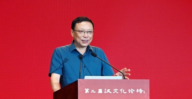 卜宪群：两汉文化中浓烈的家国情怀_腾讯新闻