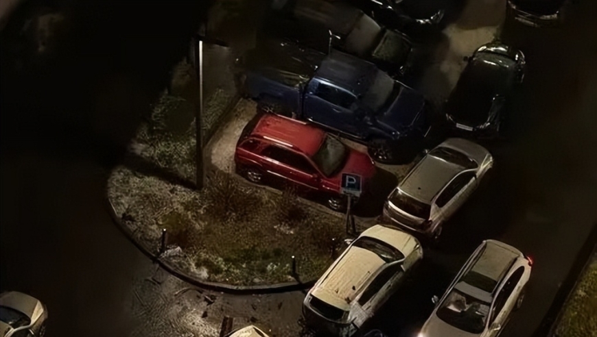 Global Geopolitical Shifts: U.S. Naval Expansion; Sanctions on Venezuela; Russian General's Assassination; Xi Jinping's 2025 Vision; Financial Markets; Greenland Tensions; China's 5G Growth; Egypt's Football Triumph