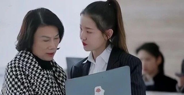 离职两年后，孟羽童将与董明珠同台直播？格力回应！孟雨童称“收到前老板微信”_腾讯新闻