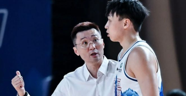 刘炜辞职时间线：1月3日离队卸任 时隔41天新疆男篮终于官宣同意_腾讯新闻