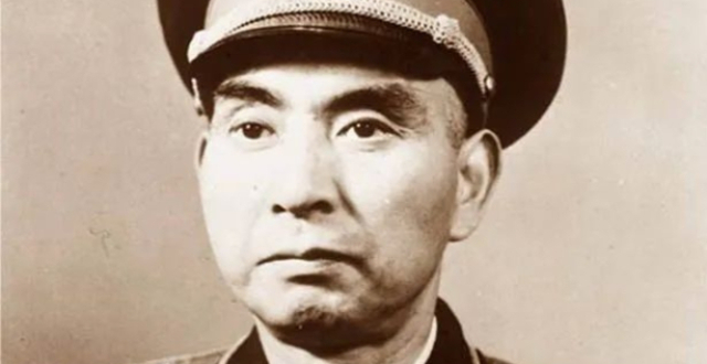 杨勇：百战百胜的开国上将，威名赫赫的“三杨”之一，勇冠三军深受毛主席喜爱_腾讯新闻
