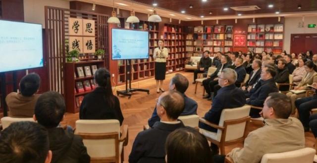 “苏仙岭下读好书”：打造交互式分享平台 营造读好书的良好环境_腾讯新闻