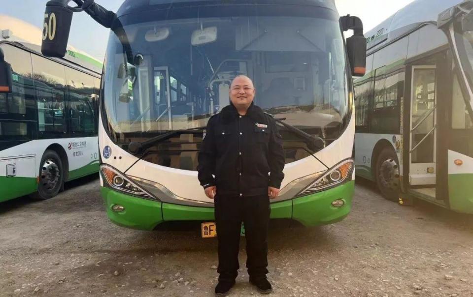 烟台公交春运路上好事多善行义举暖人心