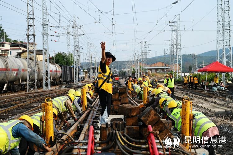 滇西铁路"旱码头"成昆铁路广通站完成升级